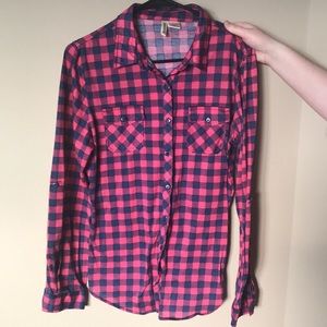 Passport Brand:Pink and navy women’s flannel